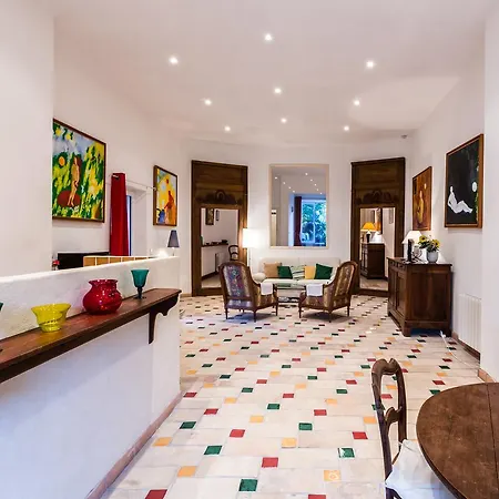 Le Prieure Saint Martial Apartment